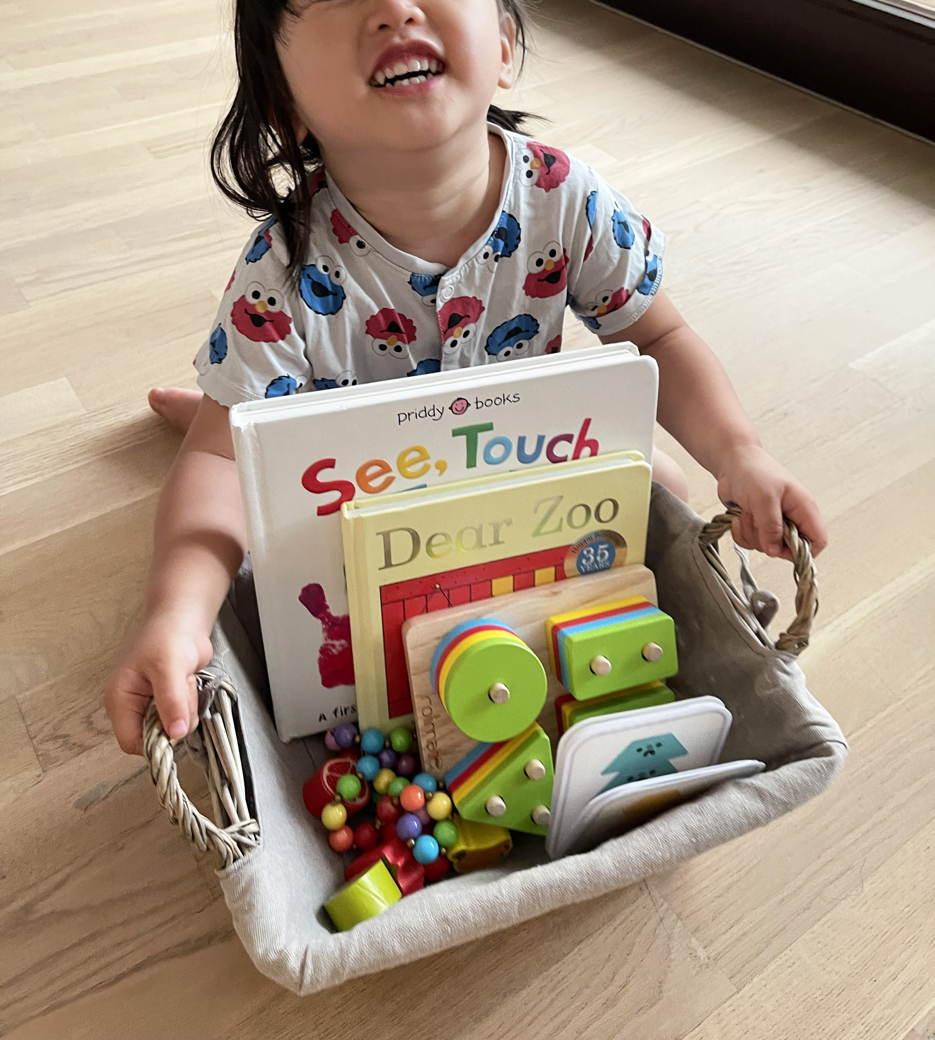 
How-to-Make-the-Perfect-Toddler-Morning-Basket10